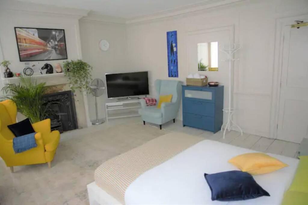 Fabulous Duplex Flat In Covent Garden - 2 Bedroom Лондон Екстериор снимка